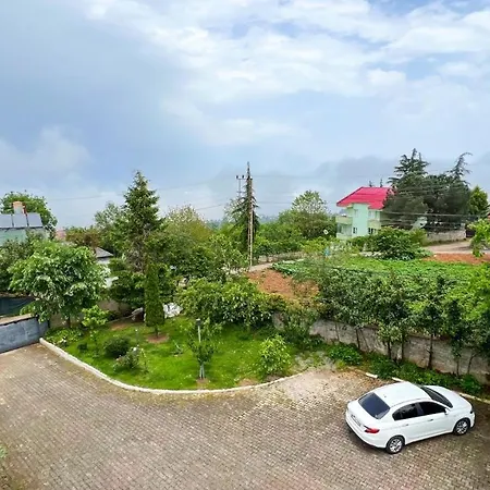 Hotel Heaven Garden