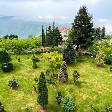 Hotel Heaven Garden