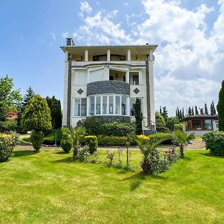 Hotel Heaven Garden Trabzon