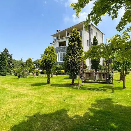 Hotel Heaven Garden 4*